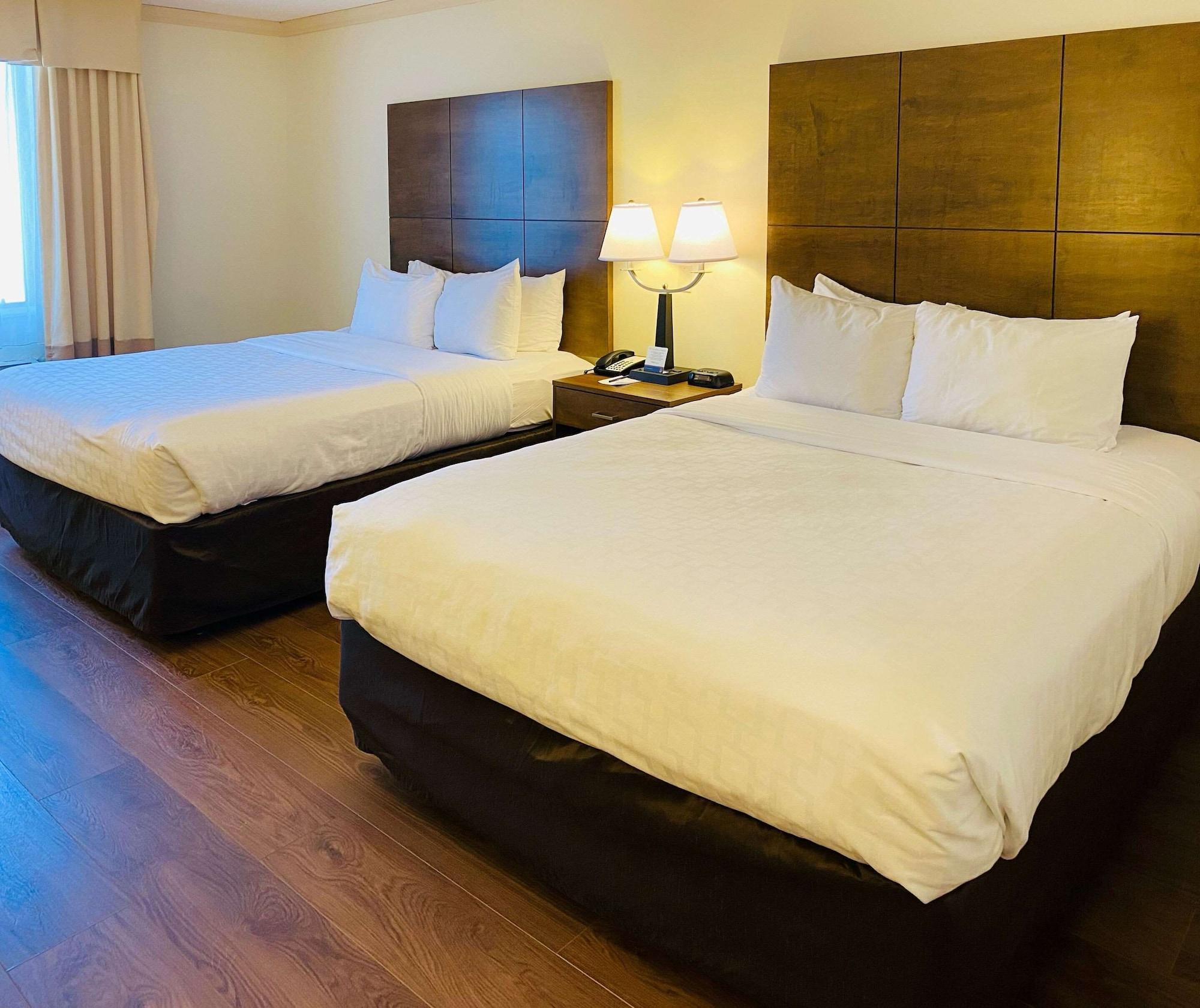 Clarion Hotel & Conference Center Toms River Esterno foto