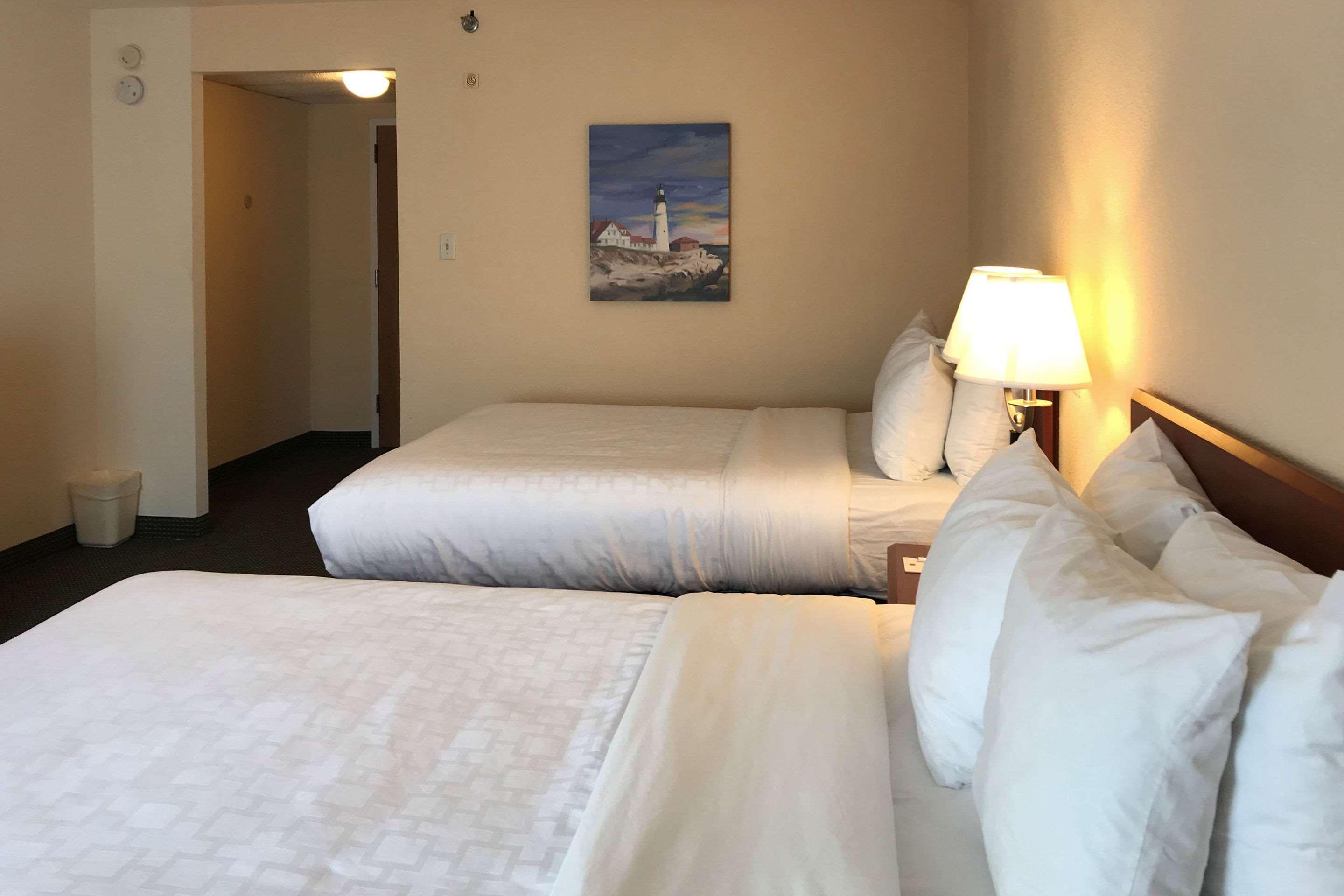 Clarion Hotel & Conference Center Toms River Esterno foto