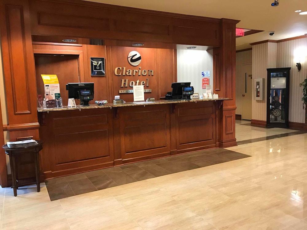 Clarion Hotel & Conference Center Toms River Esterno foto